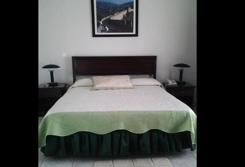 اتاق سوپریور, Luz Palace