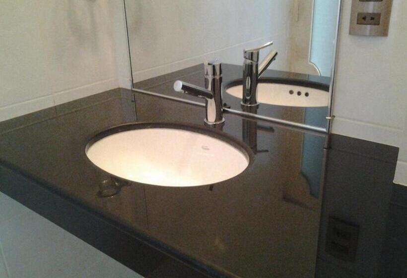 اتاق سوپریور یک تخته, Luz Palace