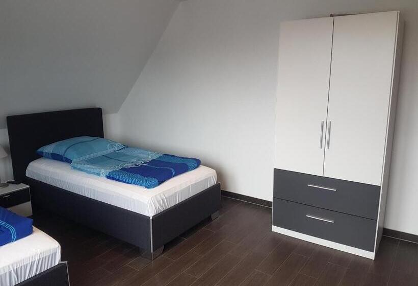 غرفة قياسية, Restaurant Kroatia