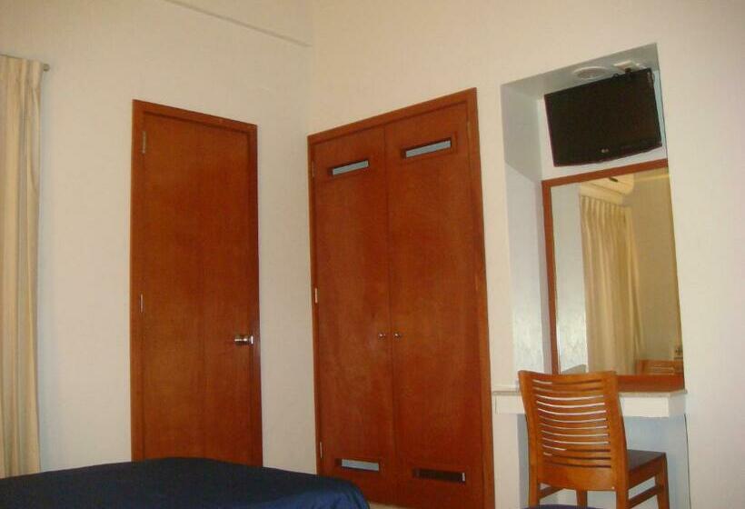 Четырехместный Номер Стандарт, Roma