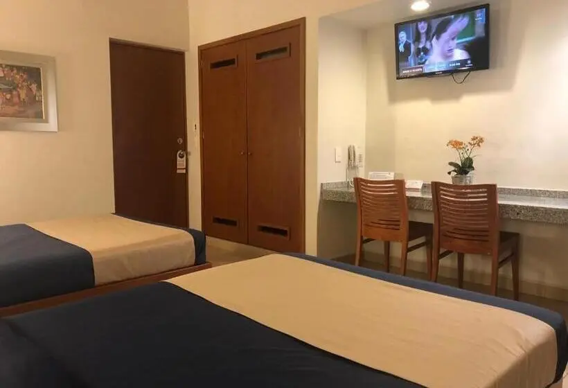 スタンダード4人部屋, Roma