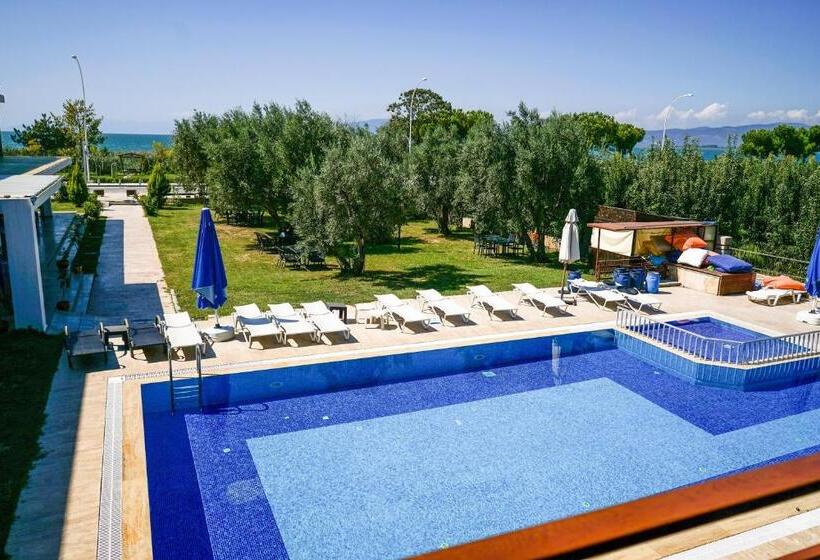 חדר סטנדרט נוף לאגם, Zeytin Bahcesi