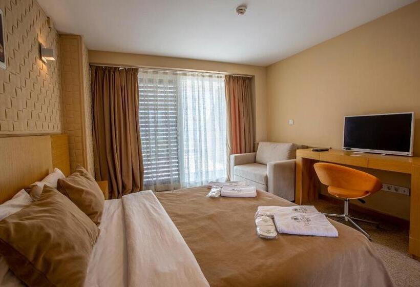 带大床的标准间, Zeytin Bahcesi