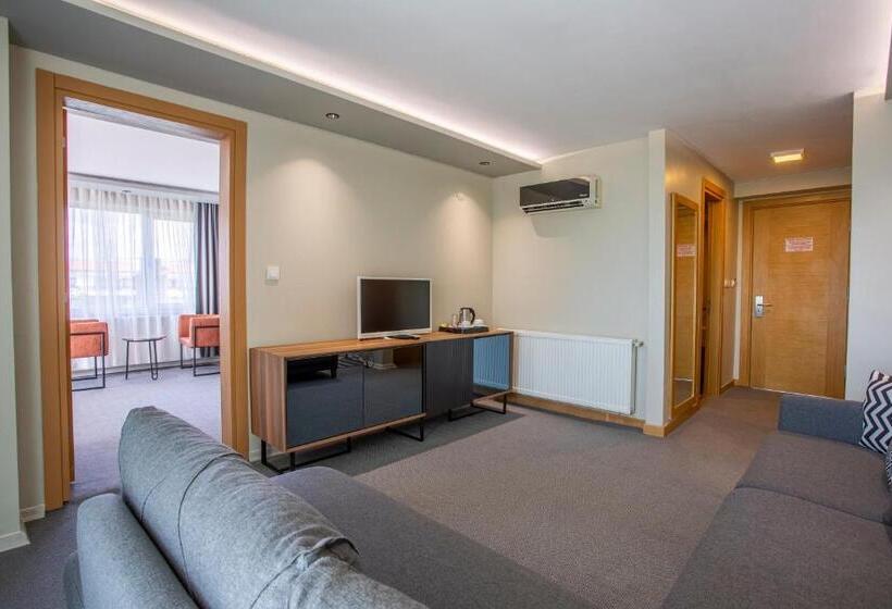 高级套房带海景, Zeytin Bahcesi