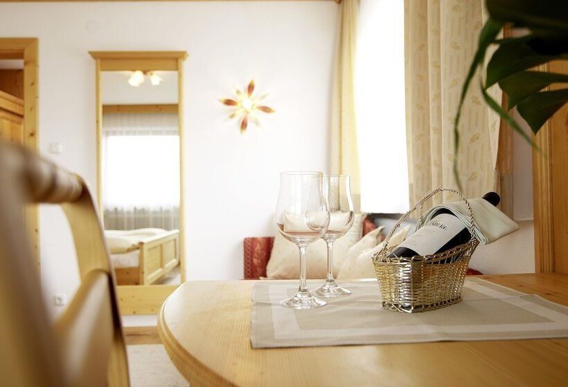 Номер Superior Вид на Горы, Alpenhotel Laurin