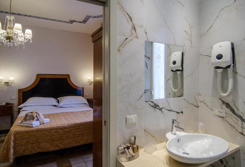 Camera Superiore, Lucca In Azzurro Maison De Charme