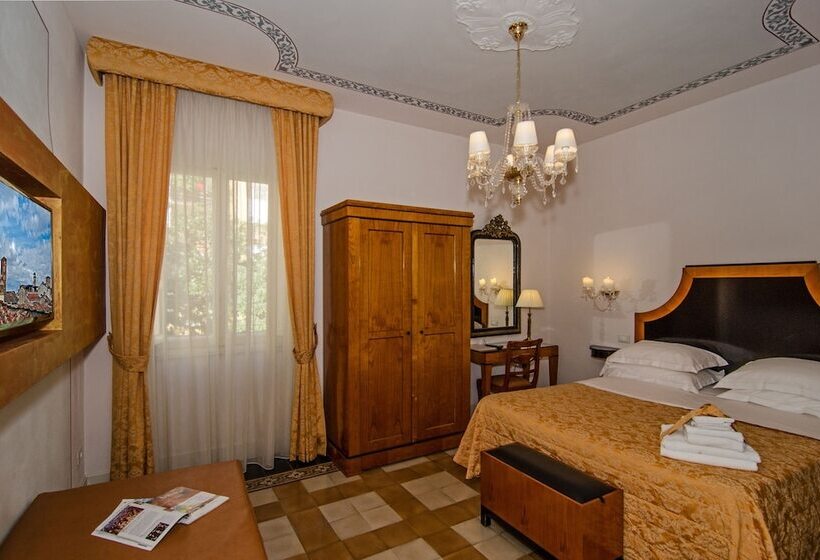 Camera Superiore, Lucca In Azzurro Maison De Charme