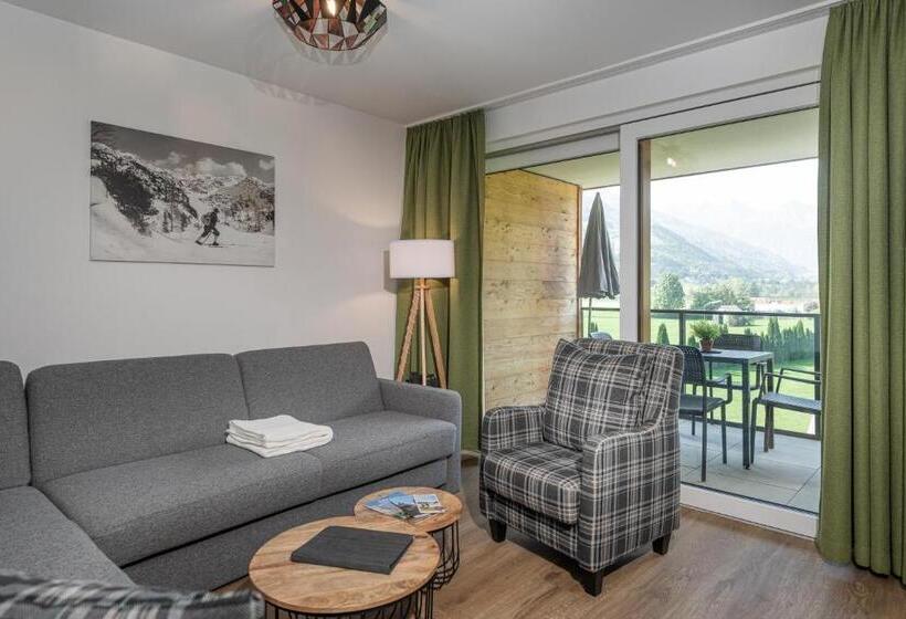 Апартаменты 2 Спальни, Alpenparks Hotel Montana Matrei