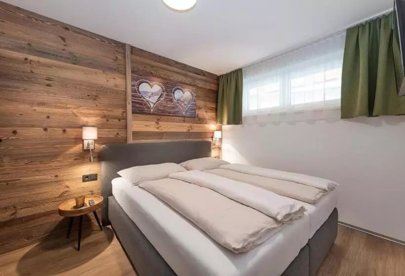 １ベッドルームのスーペリアアパートメント, Alpenparks Hotel Montana Matrei