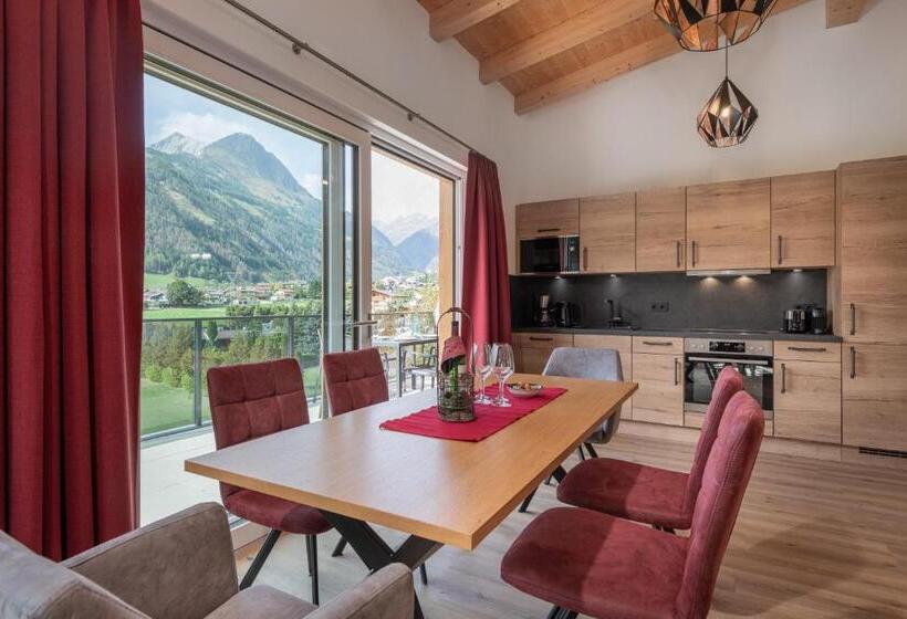 Апартаменты Пентхаус 1 Спальня, Alpenparks Hotel Montana Matrei