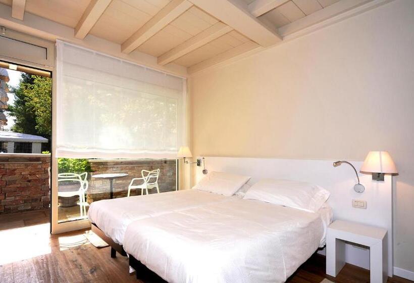 수피리어 룸, Bacco