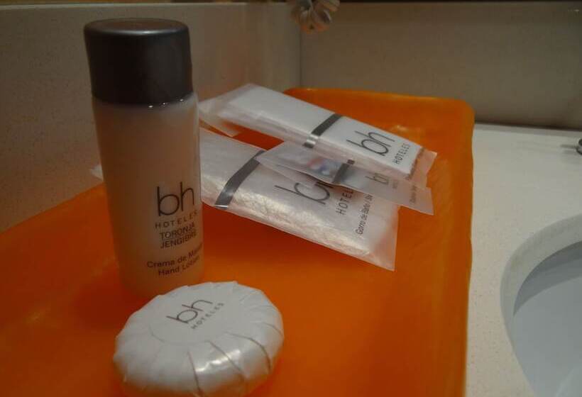 ２ダブルベッドのスタンダードルーム, Bh El Poblado