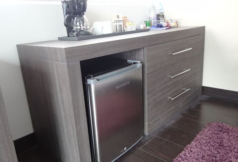 2ダブルベッドのスタンダードルーム, Bh El Poblado