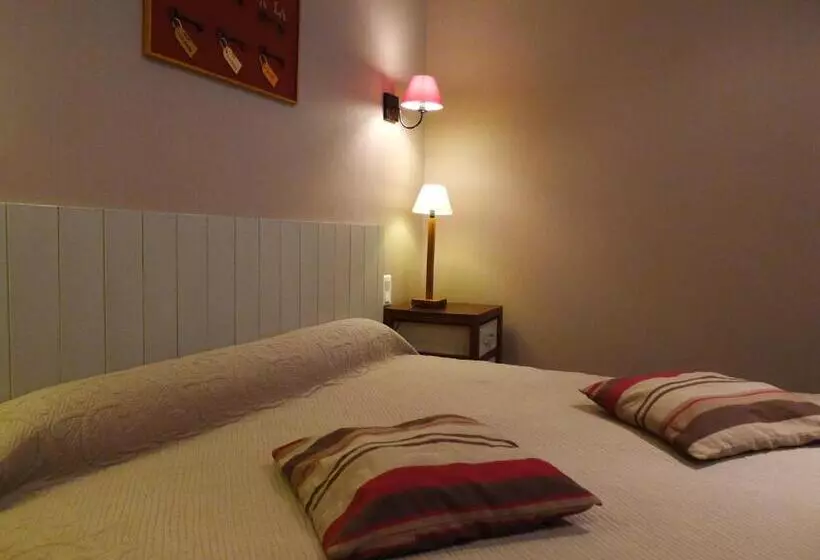 سوییت جونیور, Cit Hotel Des Messageries