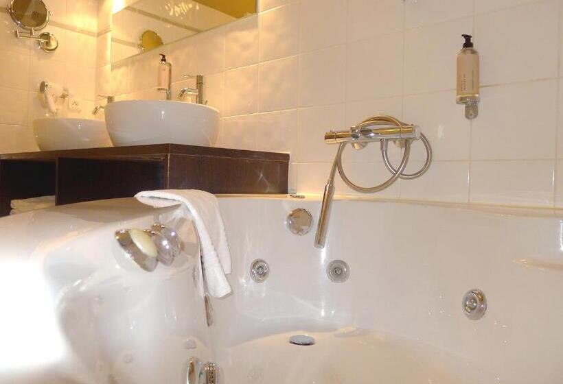 Люкс, Cit Hotel Des Messageries