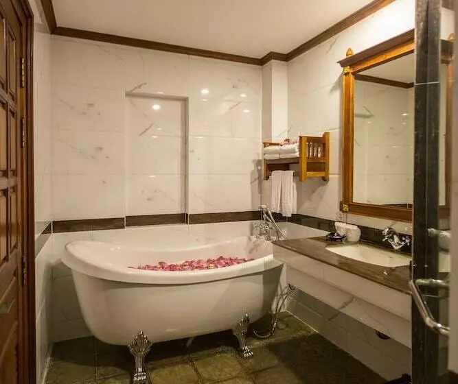 プレミアムファミリールーム, Empress Residence Resort And Spa