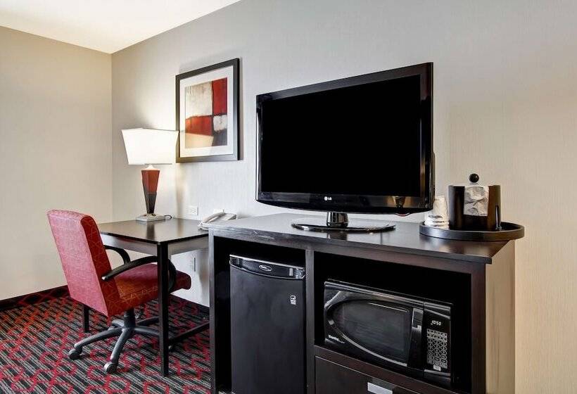 חדר סטנדרט, Hampton Inn & Suites By Hilton Red Deer