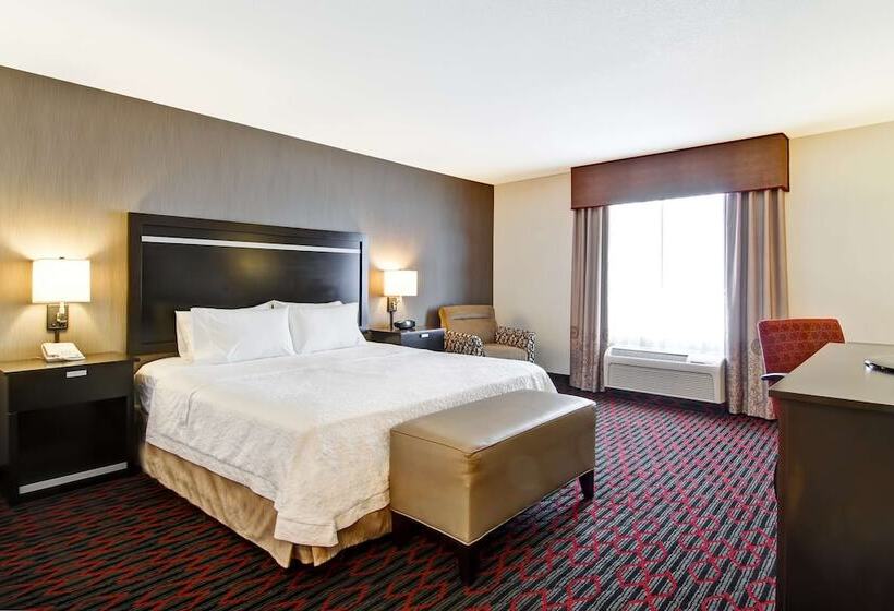 חדר סטנדרט, Hampton Inn & Suites By Hilton Red Deer