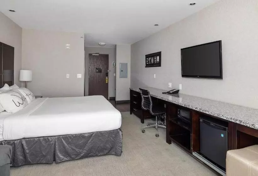 キングサイズベッドのスタンダードルーム, Home Inn & Suites Yorkton