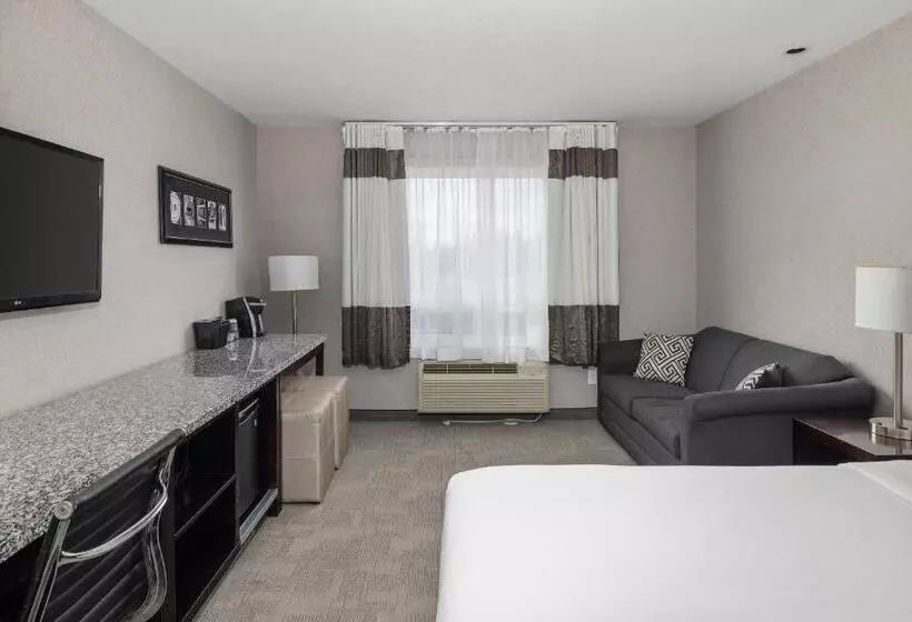 キングサイズベッドのスタンダードルーム, Home Inn & Suites Yorkton