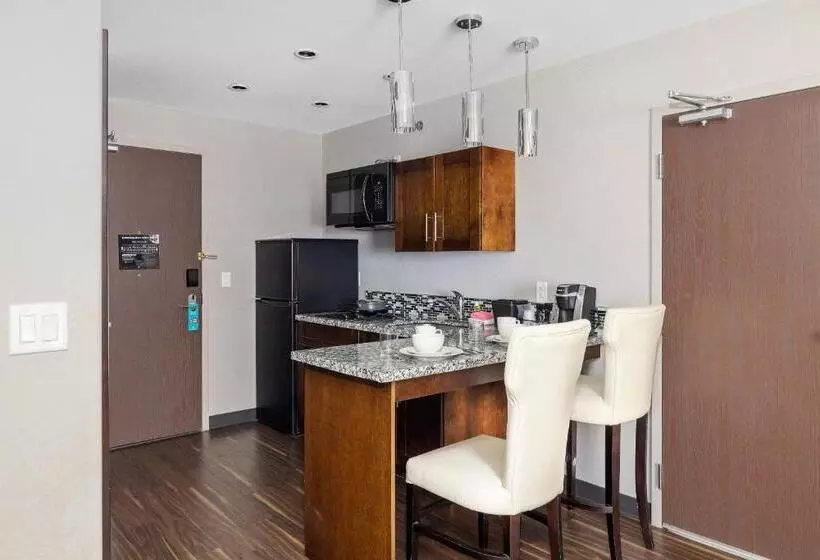 身障者適用スタンダードルーム, Home Inn & Suites Yorkton