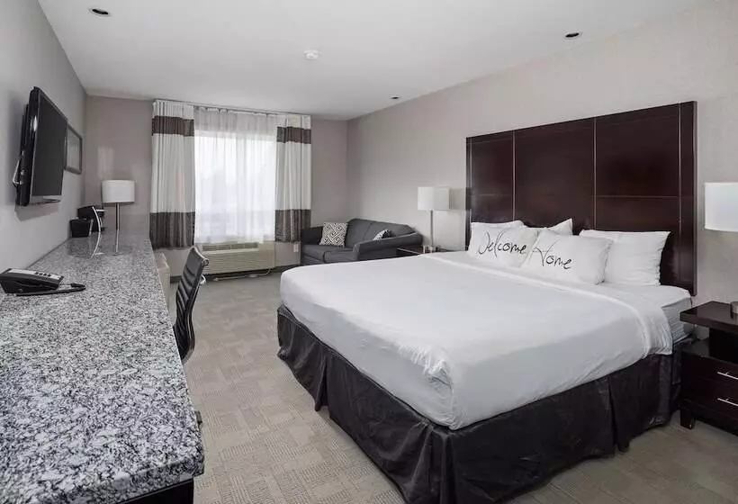 スイート, Home Inn & Suites Yorkton