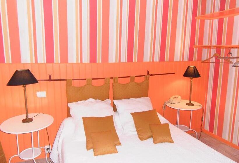 חדר קומפורט, Hôtel Des Arceaux