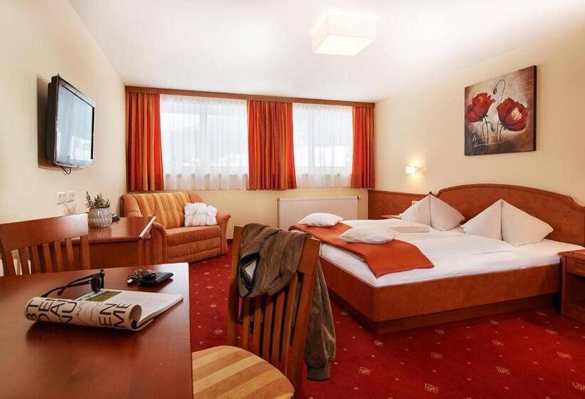 Семейный Номер, Kerschbaumer