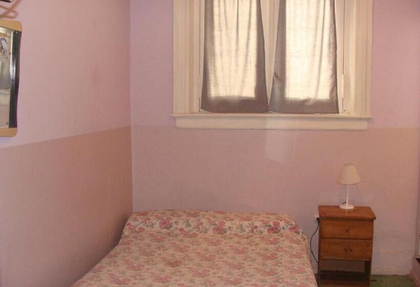 اتاق استاندارد یک نفره, O'rei