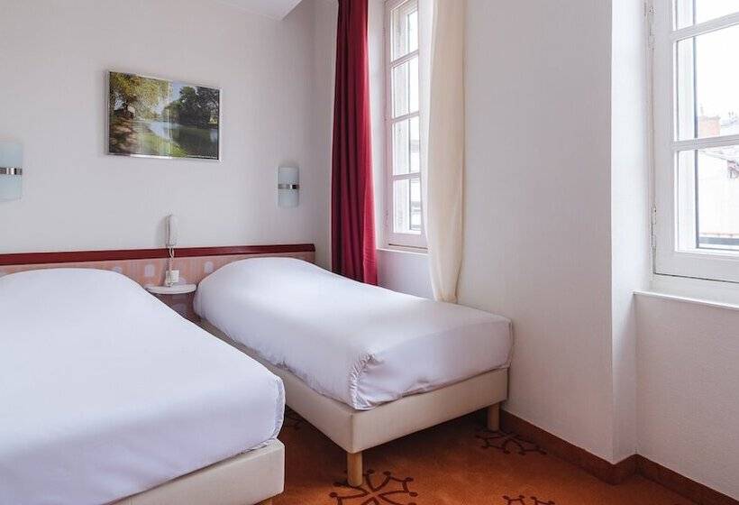 Номер Стандарт Трехместный, Ours Blanc Centre