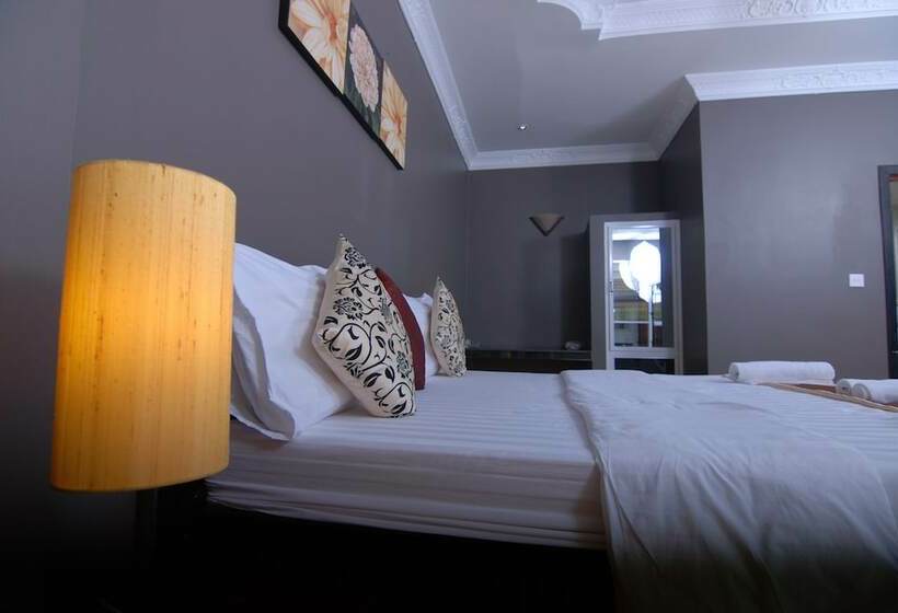 スタンダードルーム, Pillar