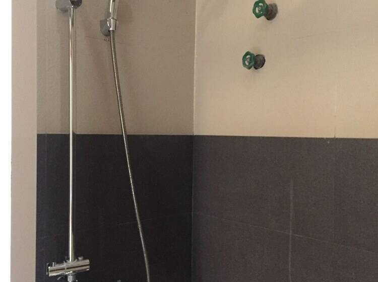 スタンダードルーム, Pillar