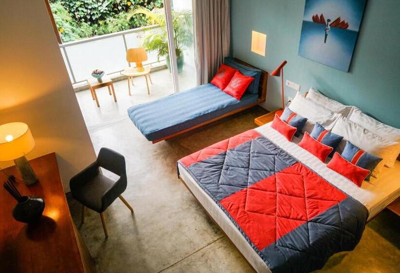 חדר דלוקס נוף בריכה, Rambutan Resort – Phnom Penh