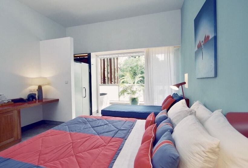 חדר דלוקס נוף בריכה, Rambutan Resort – Phnom Penh