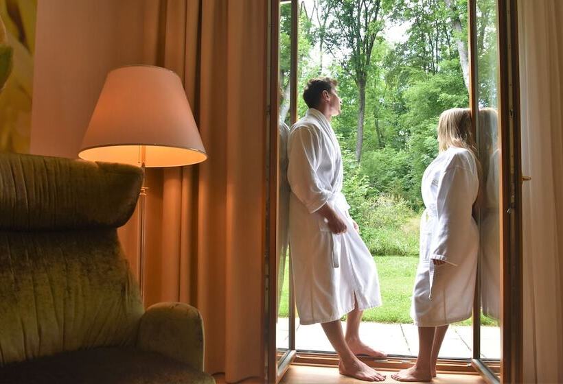 Полулюкс, Schlosspark Mauerbach   Adults Only