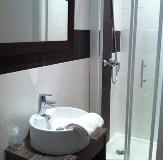 Номер Стандарт, The Originals City, Hôtel Le Lodge, Bayonne Nord