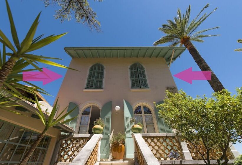 غرفة قياسية, Villa Roseraie