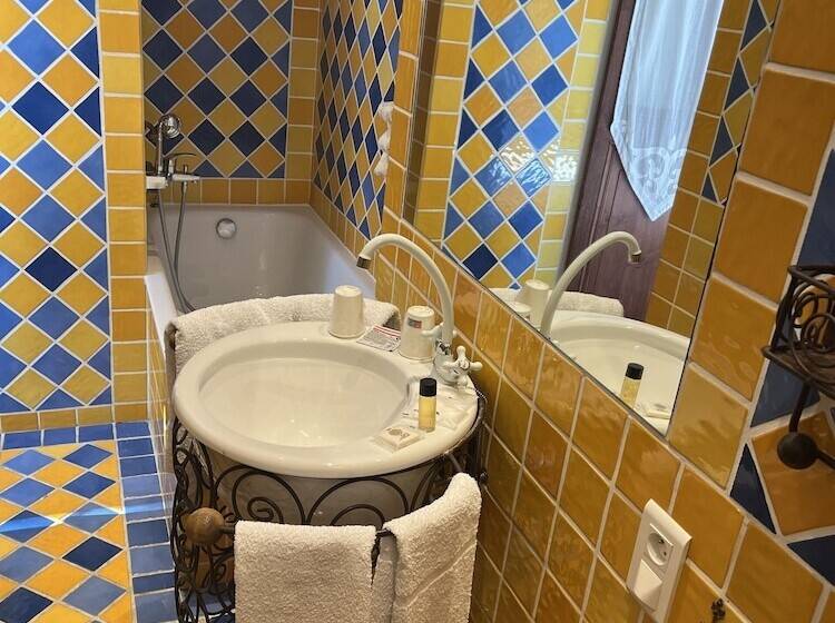 Номер Economy, Villa Roseraie