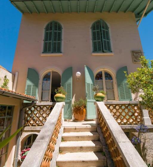 غرفة قياسية رباعية, Villa Roseraie