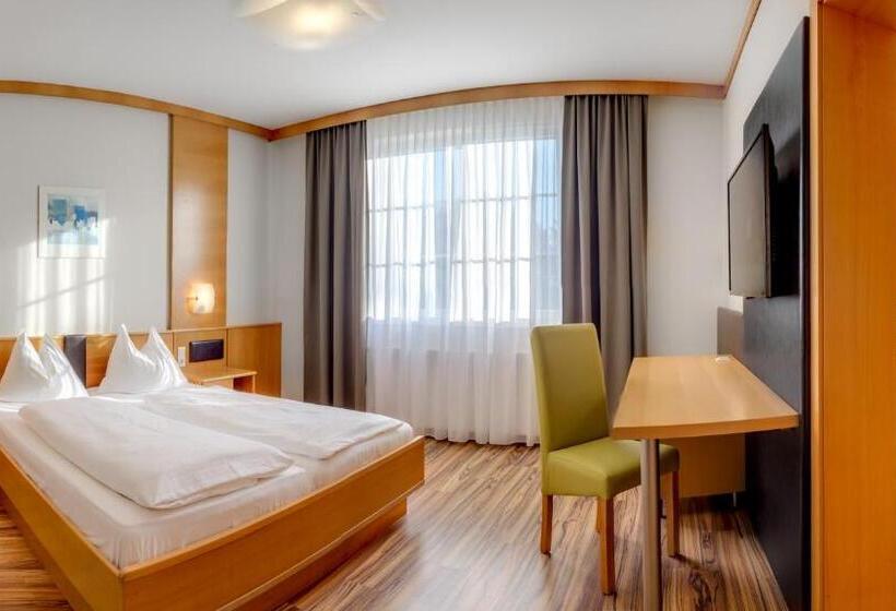 침실 2개 아파트, Sporthotel Kurz