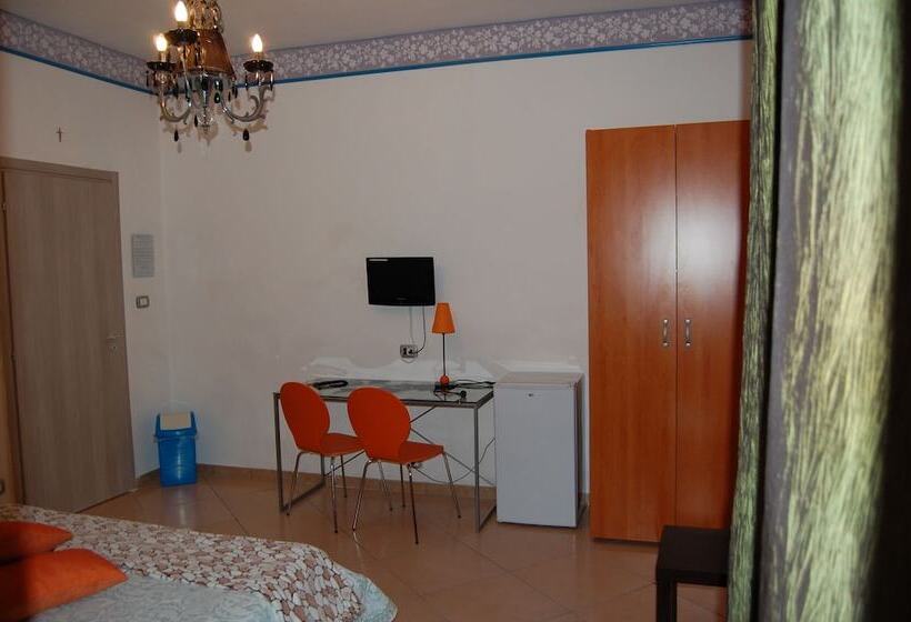 スタンダードルーム, Il Mirto E La Rosa