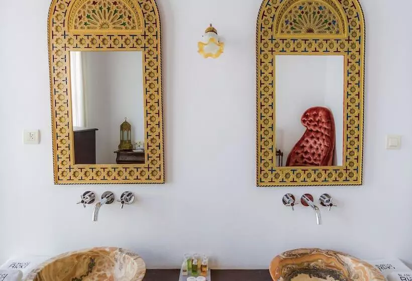 Senior Suite, Blanco Riad