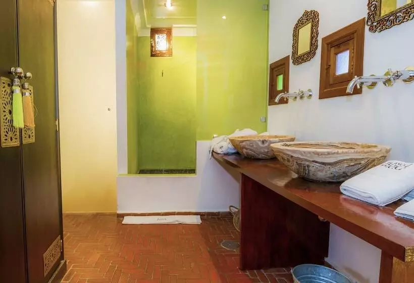 Senior Suite, Blanco Riad