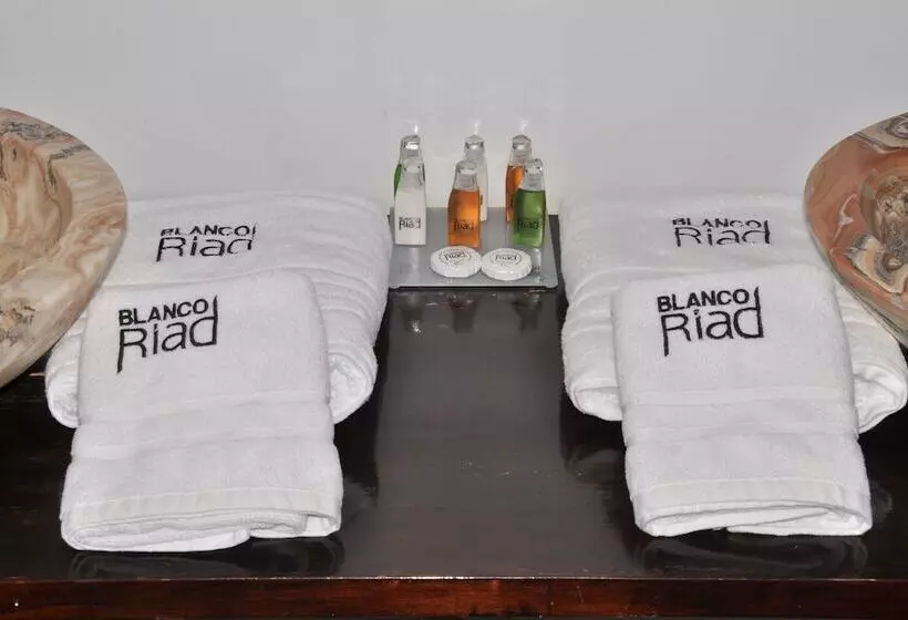 Standard Room, Blanco Riad