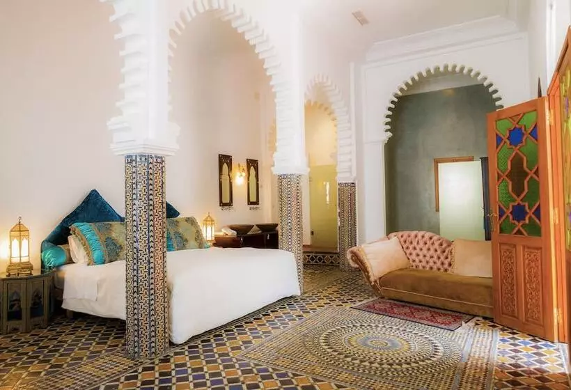 Suite, Blanco Riad