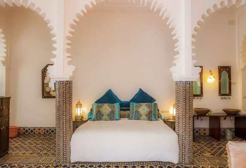 Suite, Blanco Riad