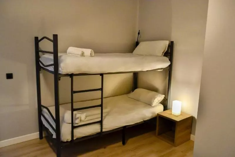اتاق استاندارد چهار تخته, Alda Centro Leon