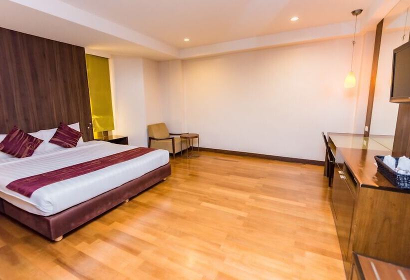 Номер Премиум, Bally Suite Silom