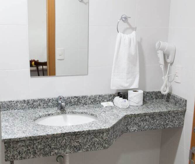 디럭스 트리플 룸, Canasvieiras Internacional