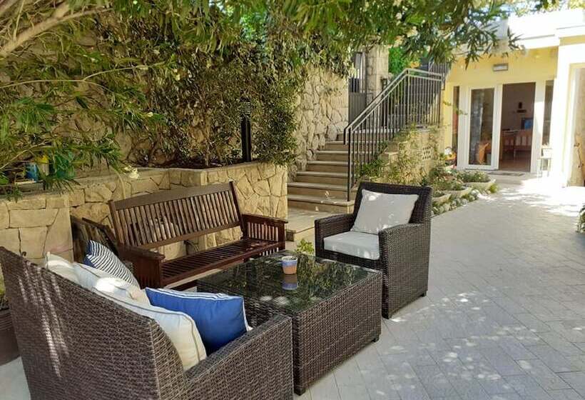 标准间, Castelletto